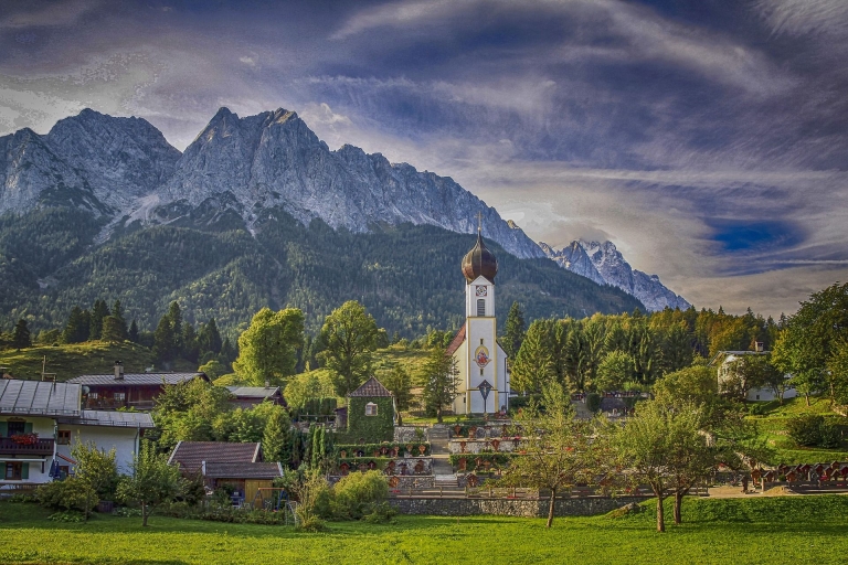 Garmisch-Partenkirchen: prywatna wycieczka piesza z przewodnikiem
