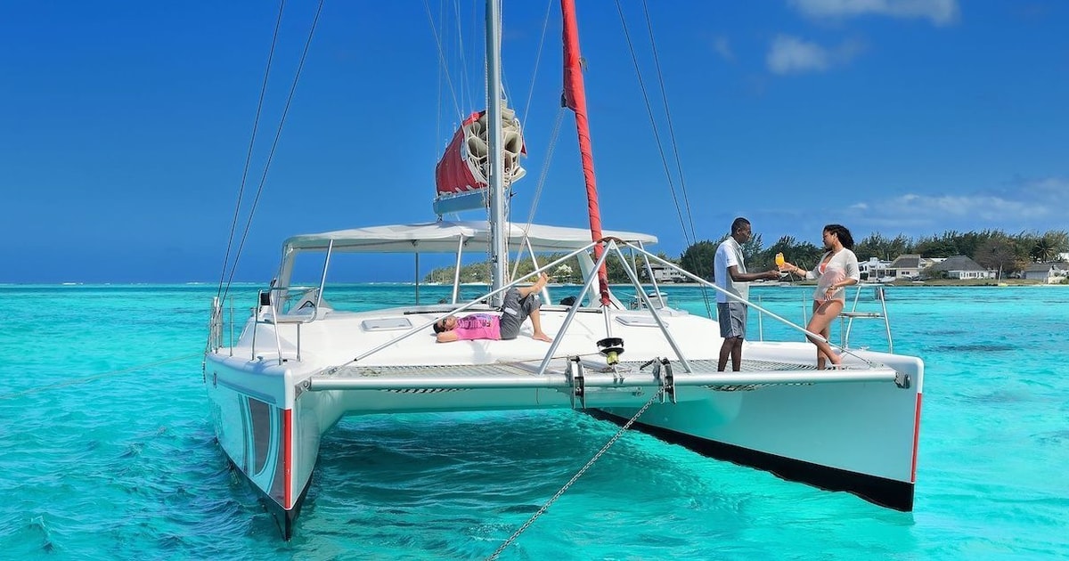 excursion ile aux cerfs catamaran