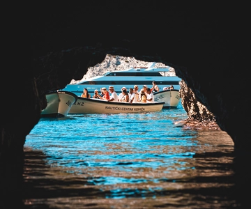 Split: Blue Cave and 5 Islands Tour