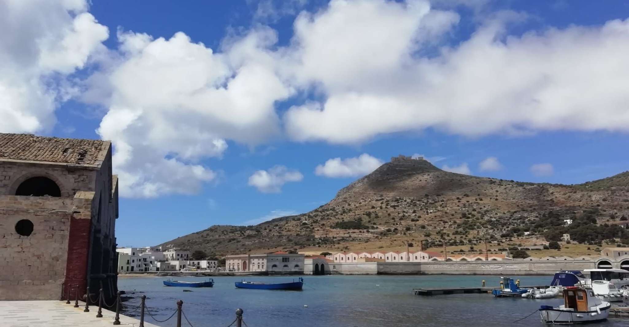 De Trapani, Favignana y Levanzo Boat Tour - Hizvo