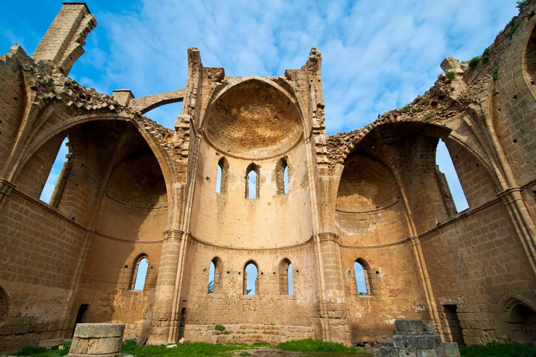 Depuis Paphos : Visite à pied de Nicosie - Larnaca (Chypre du Nord)