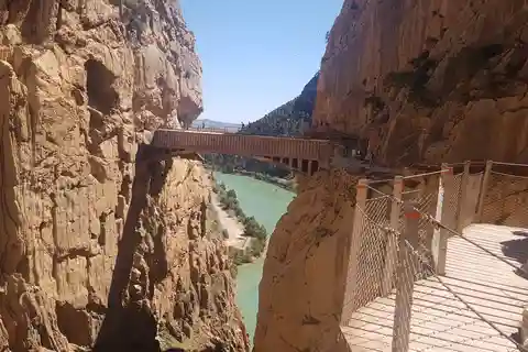 Ardales: visita guiada privada al Caminito del Rey