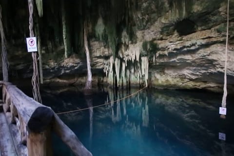 From Mérida: Day Trip to Cenotes de Santa Barbara with Food