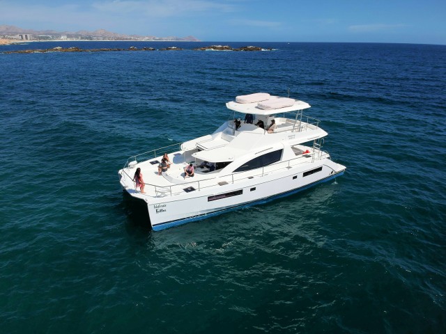 Visit Cabo San Lucas Luxury Catamaran and Snorkelling with Lunch in Los Cabos