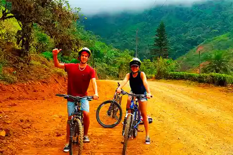 Guayaquil: Rota das cachoeiras de bicicleta Excursão de dia inteiro