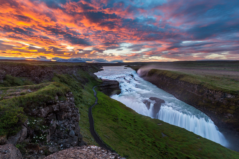 Reykjavík: Golden Circle &amp; Secret Lagoon Day Trip with Lunch