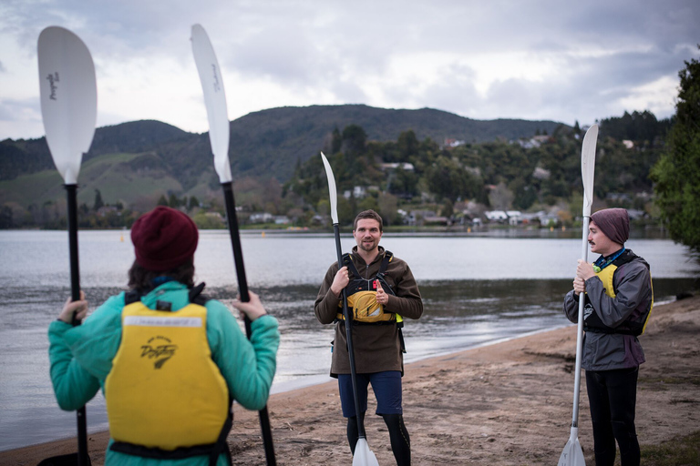 Rotorua: Kajaktocht met gloeiwormen