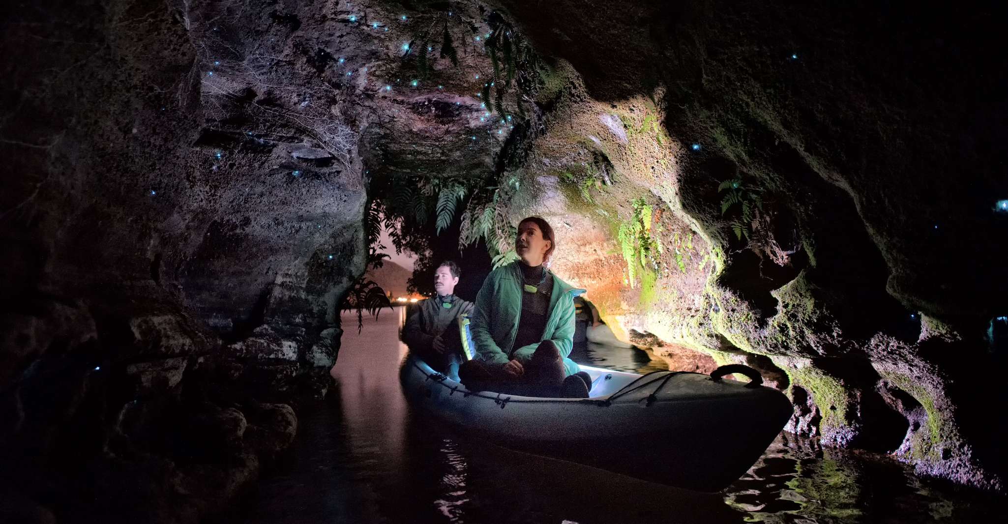 Rotorua, Evening Glow Worm Guided Kayaking Tour - Hizvo