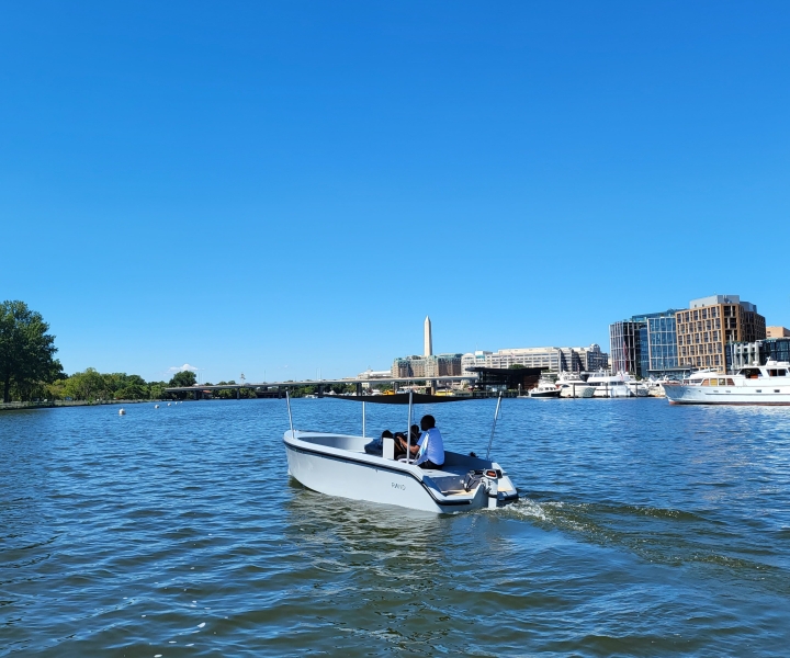 Washington DC: The Wharf Self-Driven Boat Tour with Map