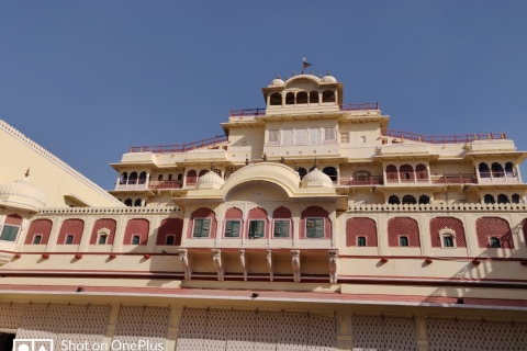 privé Jaipur-tour vanuit Delhi met de auto - all-inclusiveBestuurder met auto en gids