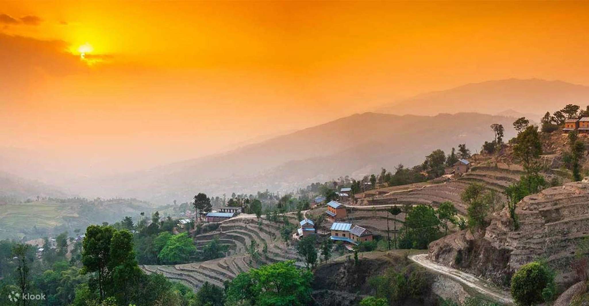 Desde Katmandú, 3 días de Nagarkot Trek con Bhaktapur Tour - Hizvo