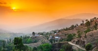 Da Kathmandu, Trek Nagarkot di 3 giorni con Bhaktapur Tour - Hizvo