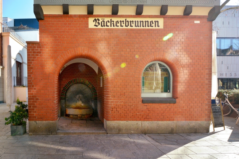Wiesbaden: humoristische verhalen en geschiedenisHumoristische verhalen en geschiedenis - openbare tour