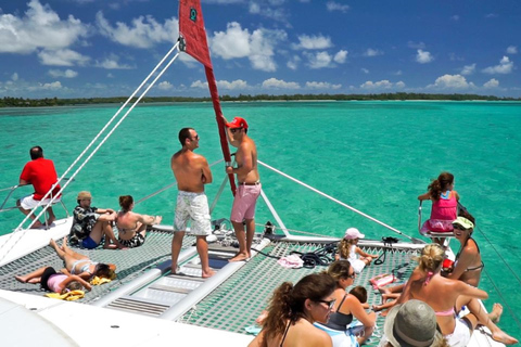 Mauritius: Ile Aux Cerfs catamarantrip met lunch en vervoerMauritius: Ile Aux Cerfs catamarantrip met lunch en transfer