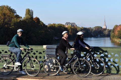 Turin: E-Bike Sightseeing Tour. Centre and views from above