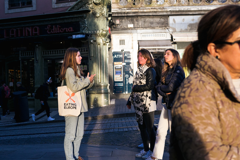 Porto: Walking Dinner Tour with Family-Owned Restaurants