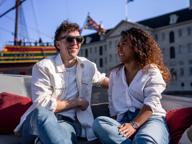 Amsterdam: Private Early-Bird Luxury Canal Cruise