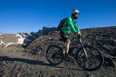 Sierra Nevada: Super easy E-bike ride to 3000 meters