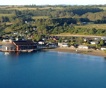 Puerto Varas: Half-Day Tour to Frutillar and Llanquihue