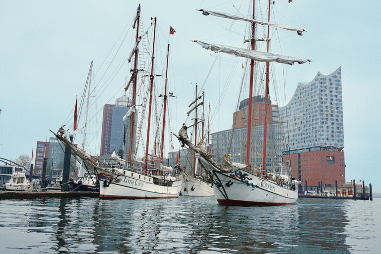 Hamburg Port Anniversary: Cruise on Tall Ship 2h Cruise on Historic Tall Ship Loth Lorien