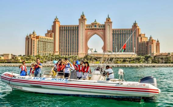 Dubai: 90-minütige Schnellboot-Tour mit Atlantis und Burj Al Arab