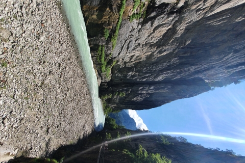 Depuis Montreux : Excursion d'une journée dans la vallée des cascades et les gorges d'Aareschlucht