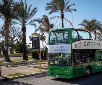 Civitavecchia: Hop-On Hop-Off Bus Ticket met audiogids