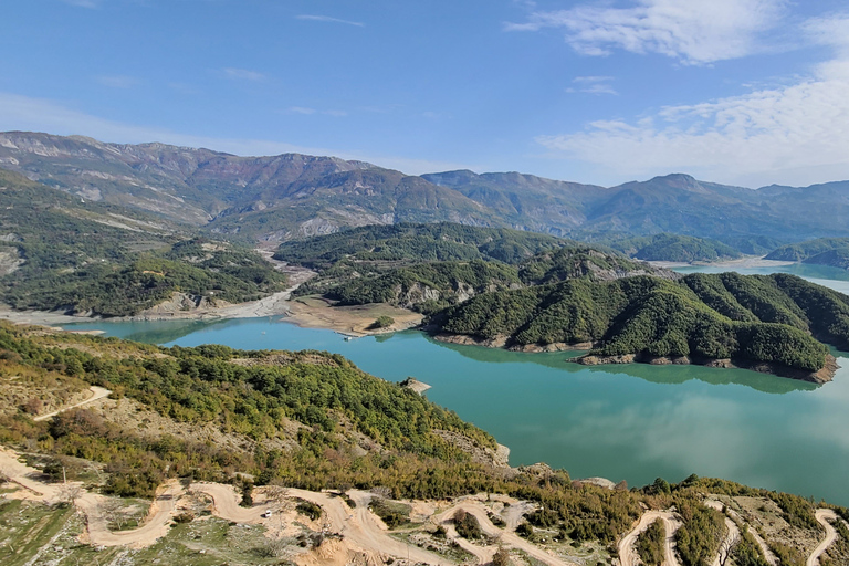 Van Tirana: Bovilla Lake-wandeltocht met hoteltransfers