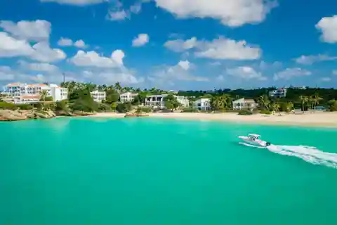 St Martin: Creole Rock Snorkeling Speedboat Tour