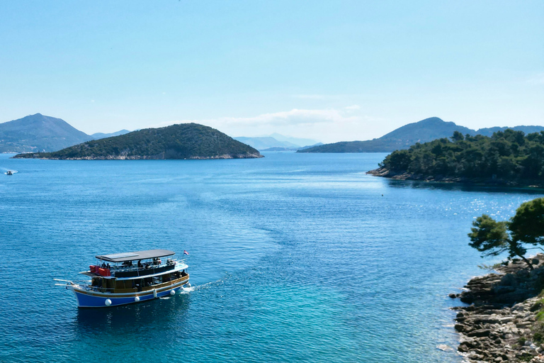 Dubrovnik : croisière dans les îles Élaphites avec déjeuner et boissonsDubrovnik : croisière d'une journée aux îles Élaphites avec déjeuner