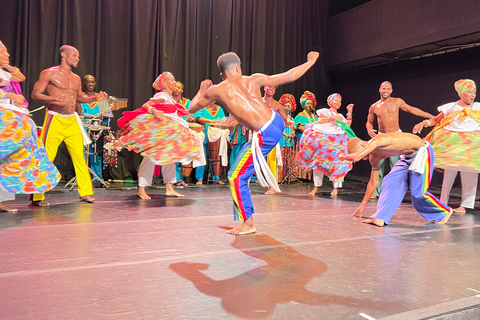 Salvador bei Nacht: Kulturelles Abendessen und Show