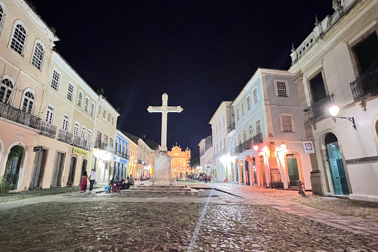 Salvador bei Nacht: Kulturelles Abendessen und Show