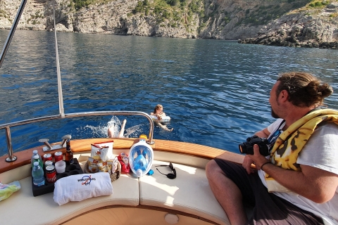 Napels: cruise bij zonsondergang per boot met Aperol Spritz en snacksNapels Sunset Cruise per boot met Aperol Spritz en Snacks