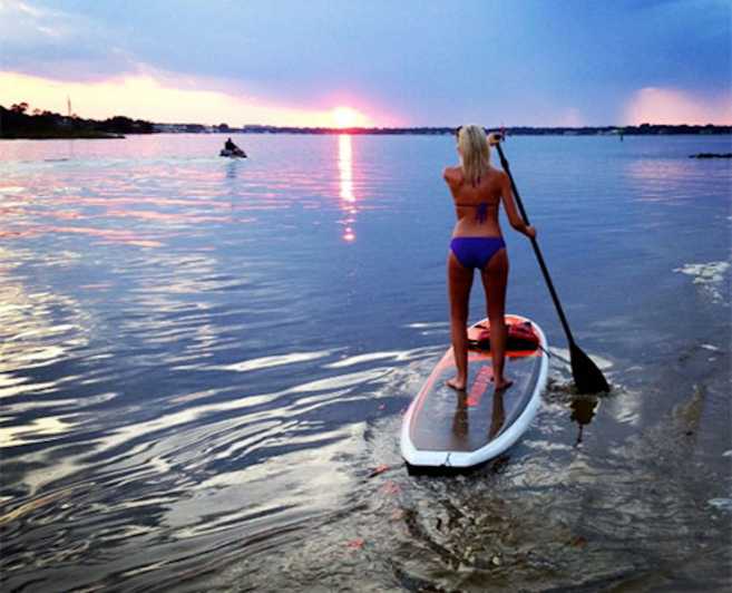 Virginia Beach: Sunset Stand-Up Paddleboarding Tour