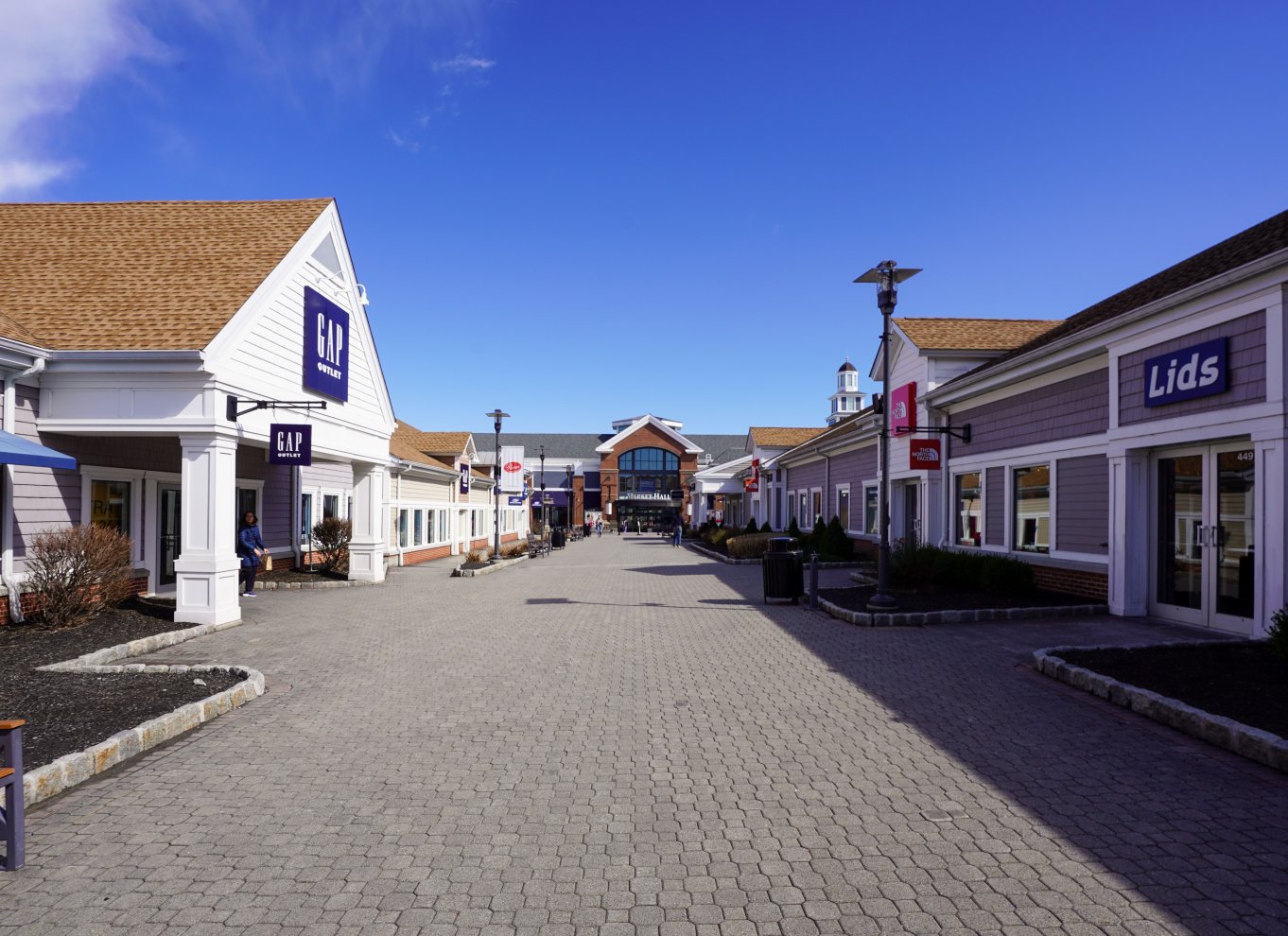 Fragrance Outlet at Woodbury Commons Premium Outlets