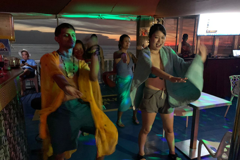 Port Dickson: Dragon Sunset Cruise with Salt Water Jacuzzi