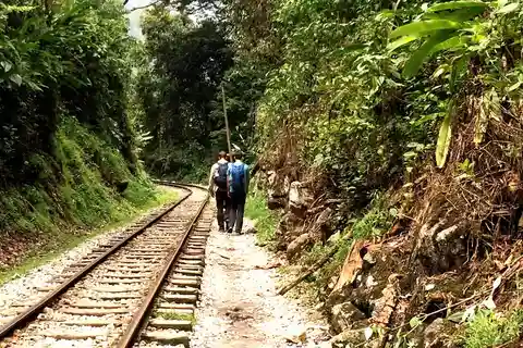 De Cusco: Machu Picchu de carro 2D/1N