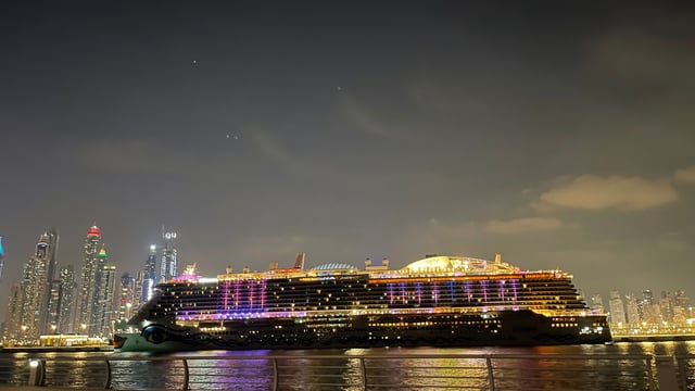 Dubai: Private Luxus-Bootstour bei Nacht