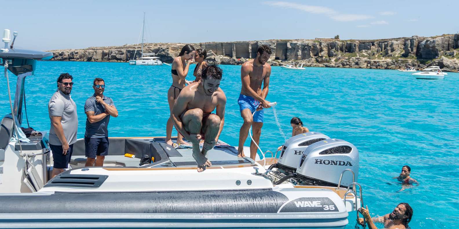 Egadi Islands Rib Boat Tour Favignana and Levanzo from Trapani - Klook  United Kingdom, image size:1585x792