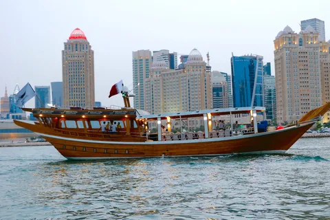 Katar: Doha-Sightseeing-Kreuzfahrt an Bord eines arabischen Dhow-Boots