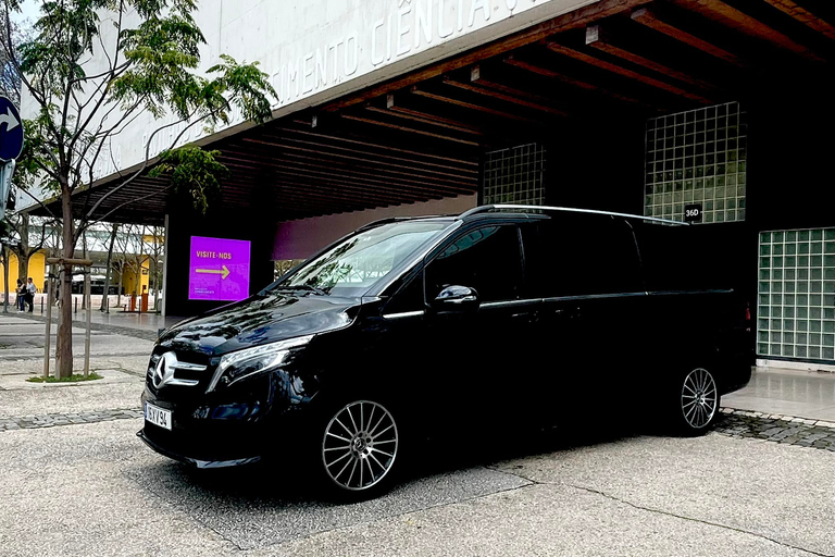 Lisbon: One-Way Private Transfer to Porto