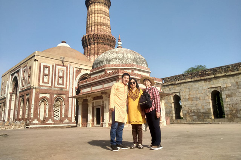 Delhi: Old and New Delhi Private Tour with Optional Lunch AC Transportation, Tour Guide without Lunch and Monument Fee