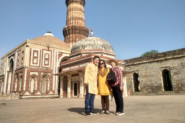 Delhi: visite privée de Old et New Delhi avec déjeuner en optionTout compris avec frais de monument et déjeuner