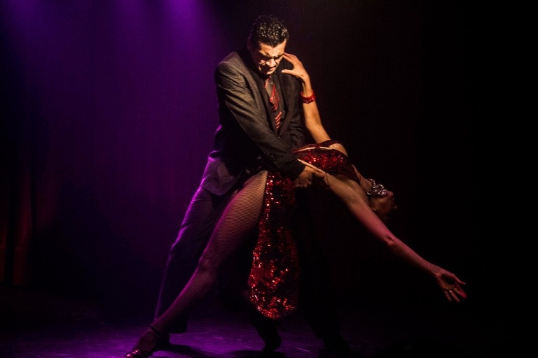 Rojo tangodiner en tangoshow met privétransfers