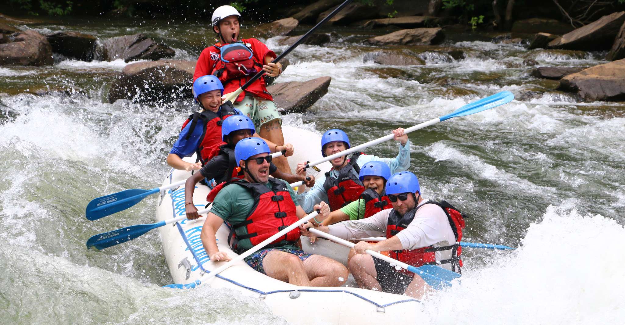 Viagem de rafting de água branca de Ocoee do rio cheio com almoço catered - Hizvo