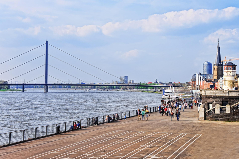 Dusseldorf City Highlights Private Guided Walking Tour 3-hour: Extended Old Town Tour