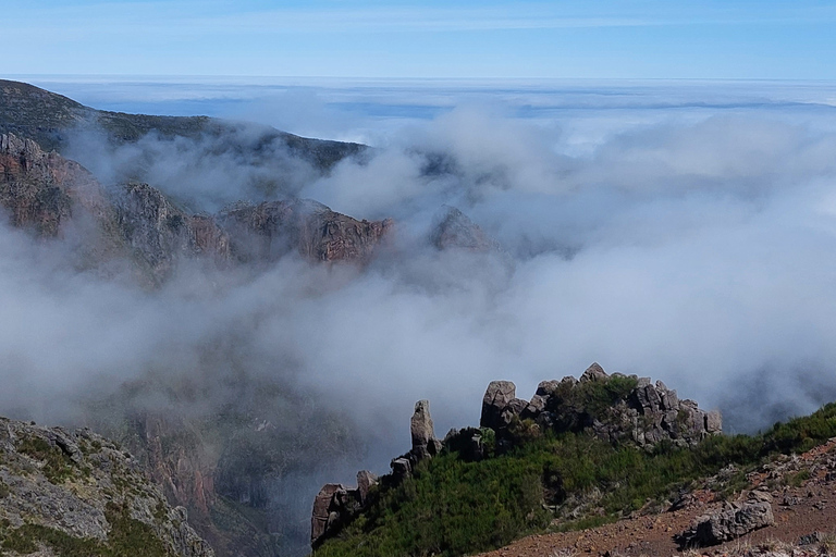 Ganztägiger 4x4 Pico Do Arieiro und Santana