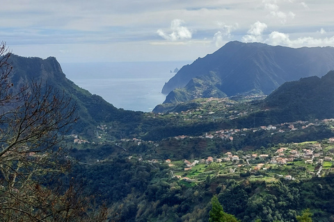 Ganztägiger 4x4 Pico Do Arieiro und Santana