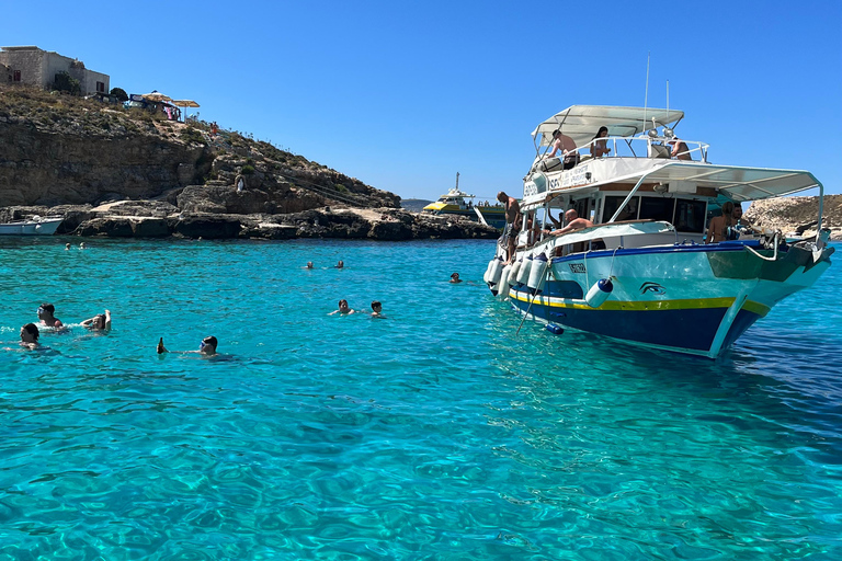 Au départ de Malte : Comino, lagon bleu, lagon de cristal et grottes