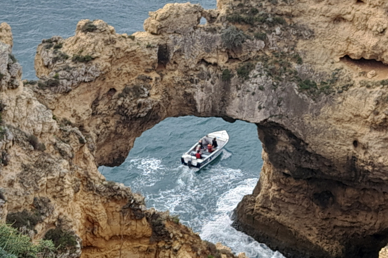 Tour della città di Lagos e escursione in barca a Ponta da Piedade di mezza giornataTour privato di mezza giornata di Lagos e Ponta da Piedade